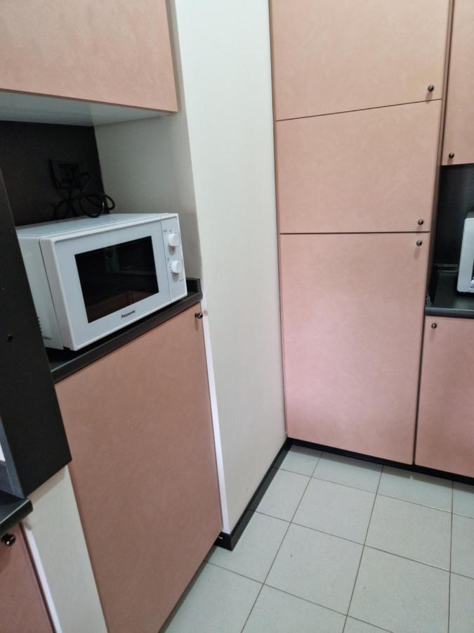 Apartment Happy